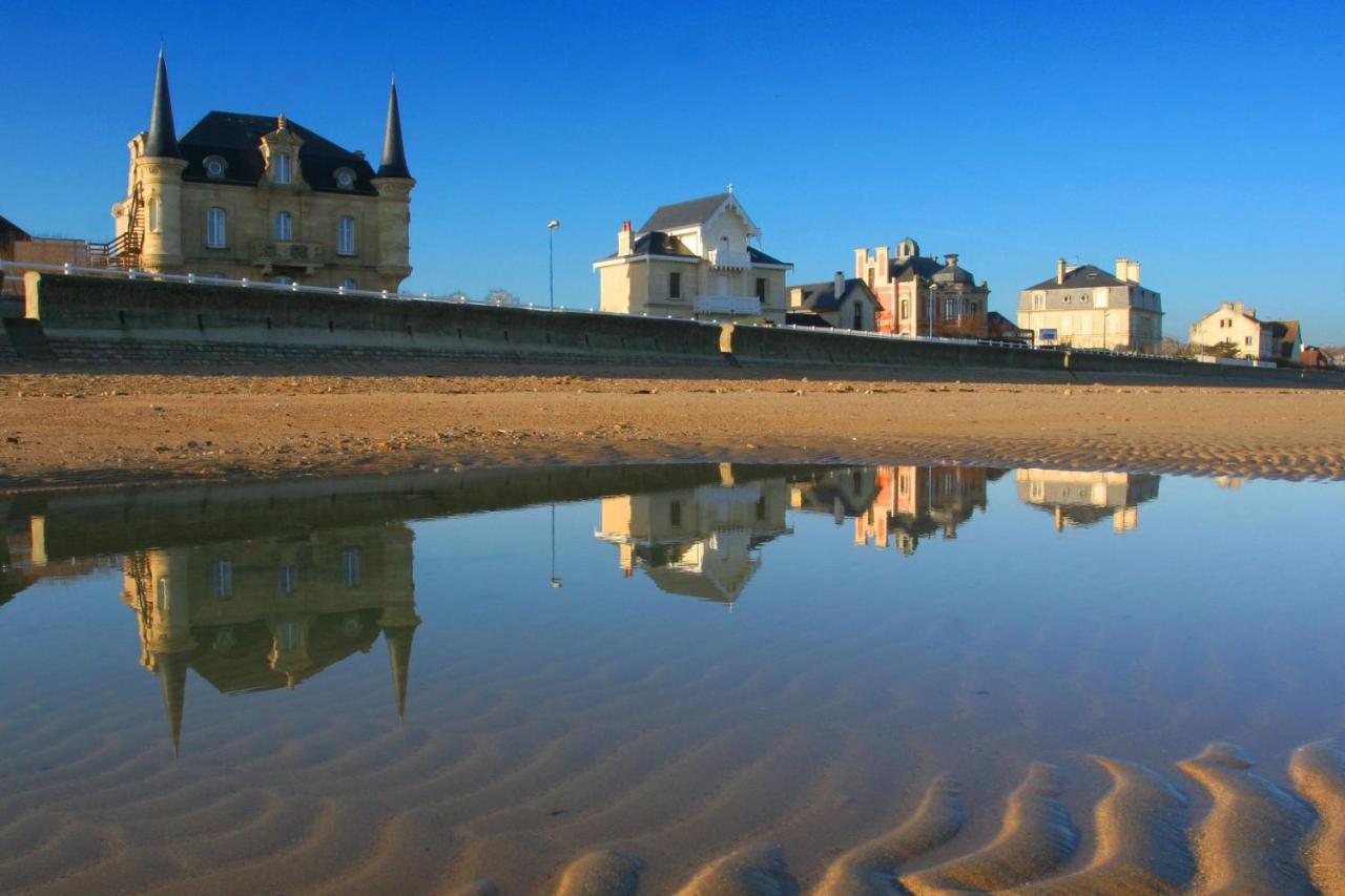 Le So Art, Grande Maison 4 Chambres, Terrain De Petanque, Grand Jardin Clos, Flipper, Babyfoot, Jeux Arcade, Ping Pong,1 Km Mer, Proche Golf, Port En Bessin, Bayeux Et Plages Du Debarquement, Adaptee Enfants Commes Exteriör bild