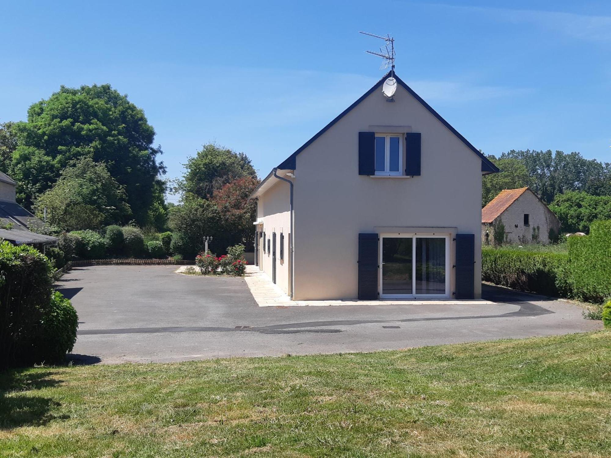 Le So Art, Grande Maison 4 Chambres, Terrain De Petanque, Grand Jardin Clos, Flipper, Babyfoot, Jeux Arcade, Ping Pong,1 Km Mer, Proche Golf, Port En Bessin, Bayeux Et Plages Du Debarquement, Adaptee Enfants Commes Exteriör bild