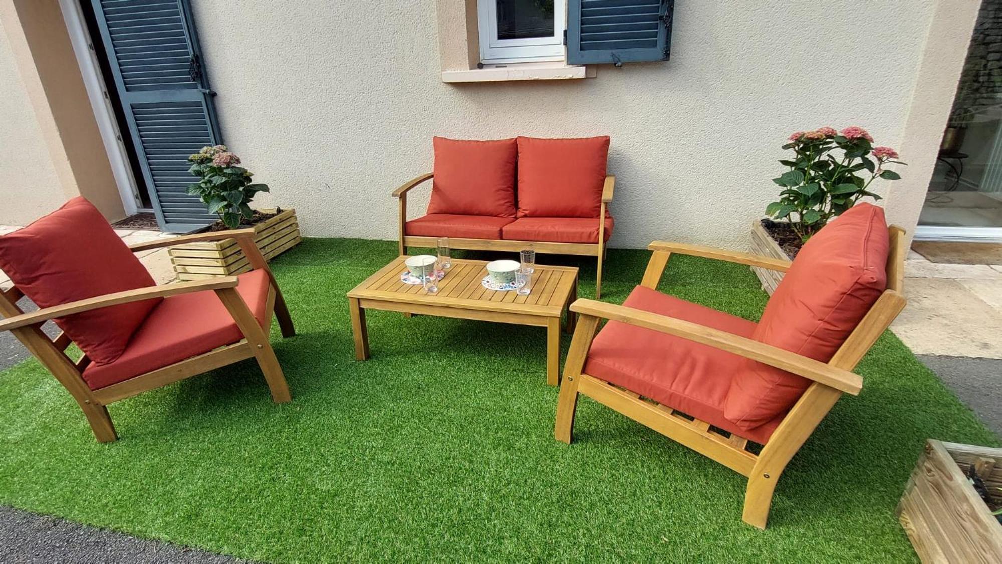 Le So Art, Grande Maison 4 Chambres, Terrain De Petanque, Grand Jardin Clos, Flipper, Babyfoot, Jeux Arcade, Ping Pong,1 Km Mer, Proche Golf, Port En Bessin, Bayeux Et Plages Du Debarquement, Adaptee Enfants Commes Exteriör bild