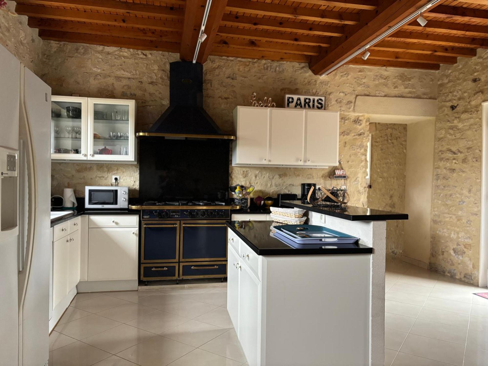 Le So Art, Grande Maison 4 Chambres, Terrain De Petanque, Grand Jardin Clos, Flipper, Babyfoot, Jeux Arcade, Ping Pong,1 Km Mer, Proche Golf, Port En Bessin, Bayeux Et Plages Du Debarquement, Adaptee Enfants Commes Exteriör bild